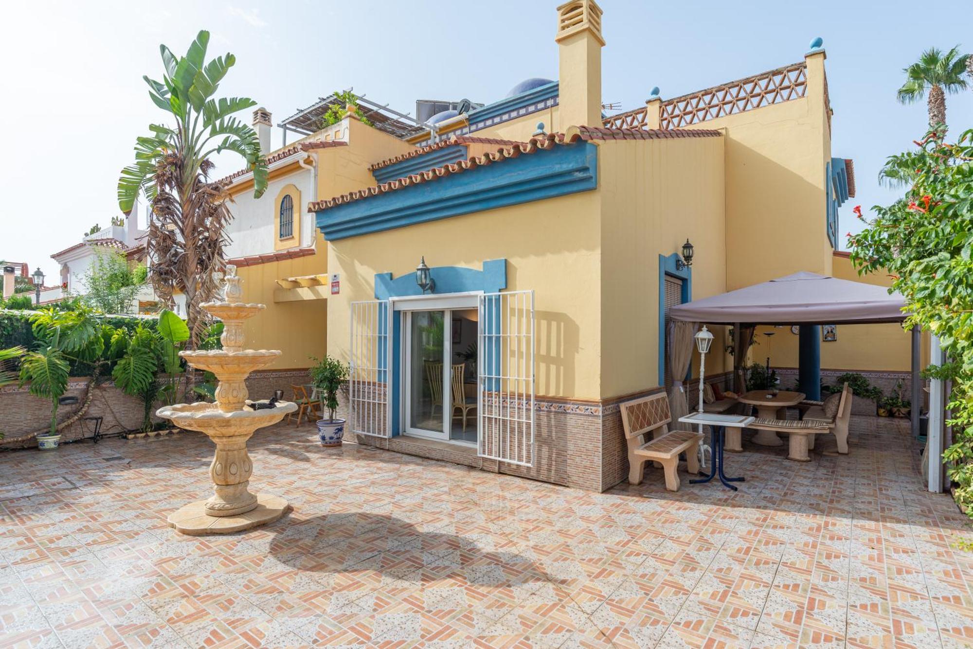 Villa Valentina - Renovated On Los Alamos Beach Torremolinos Eksteriør bilde